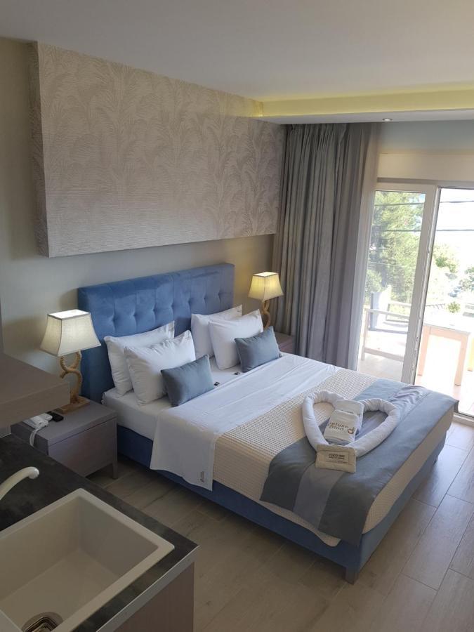 Deluxe Dina Apartman Szkála Potamiász Kültér fotó