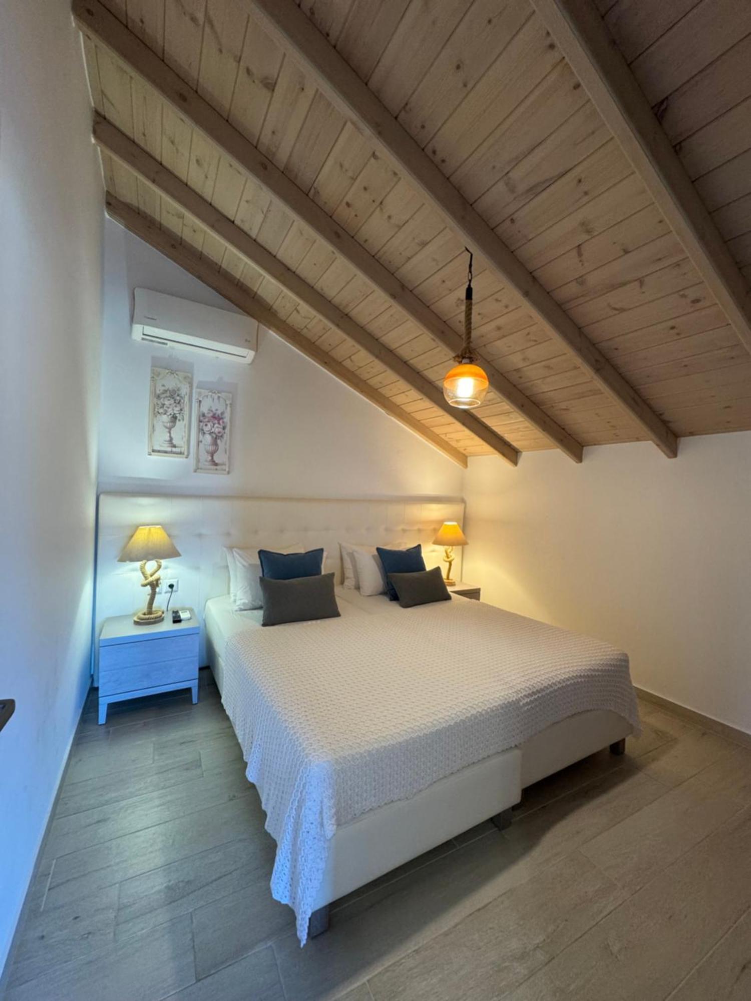 Deluxe Dina Apartman Szkála Potamiász Kültér fotó